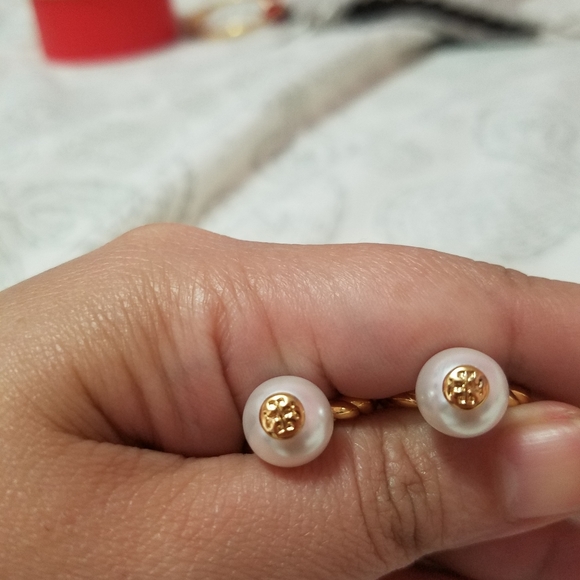 Tory Burch earrings - Picture 3 of 4